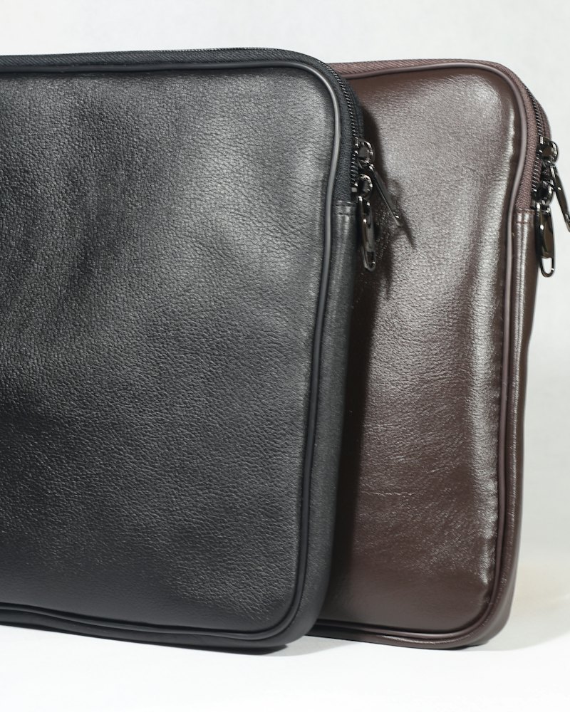 Zip Leather Laptop Sleeve