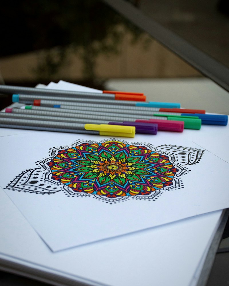 Colouring Pad with 10 Felt-Tip Pens