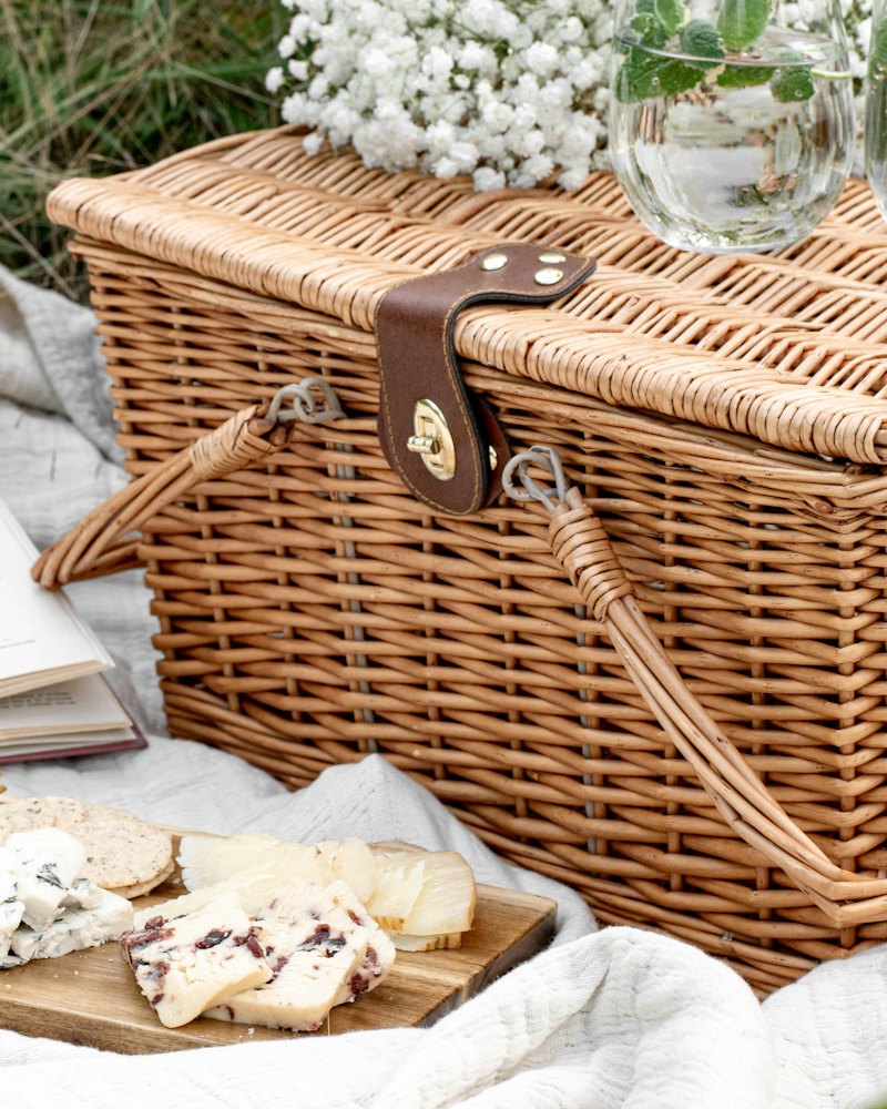 Lidded Wicker Picnic Hamper